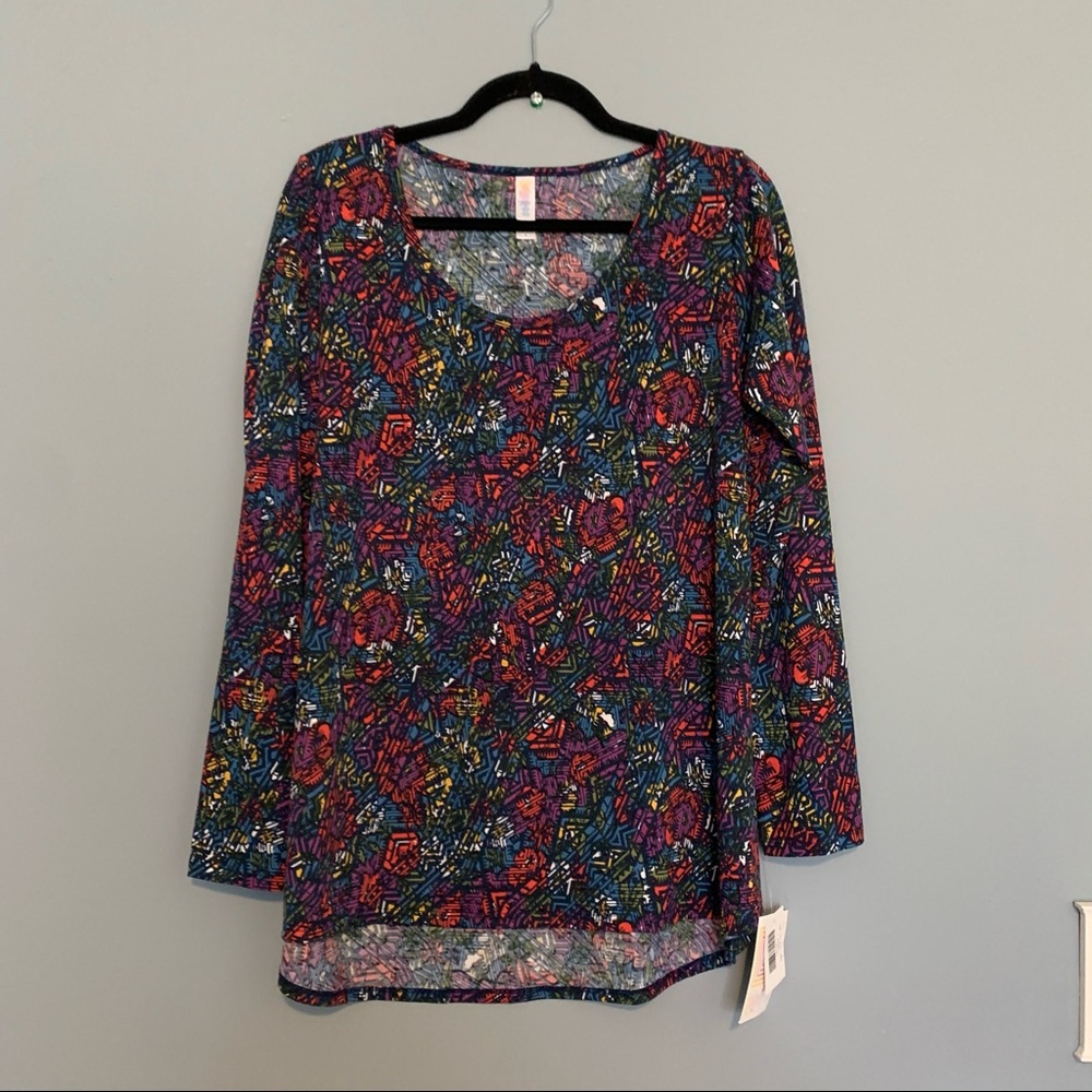 2/$22✨ lularoe lynnae top